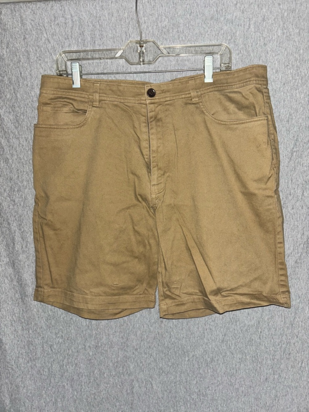 Savane Men's Khaki Flat-Front Shorts